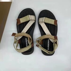 Bur_berry sandals